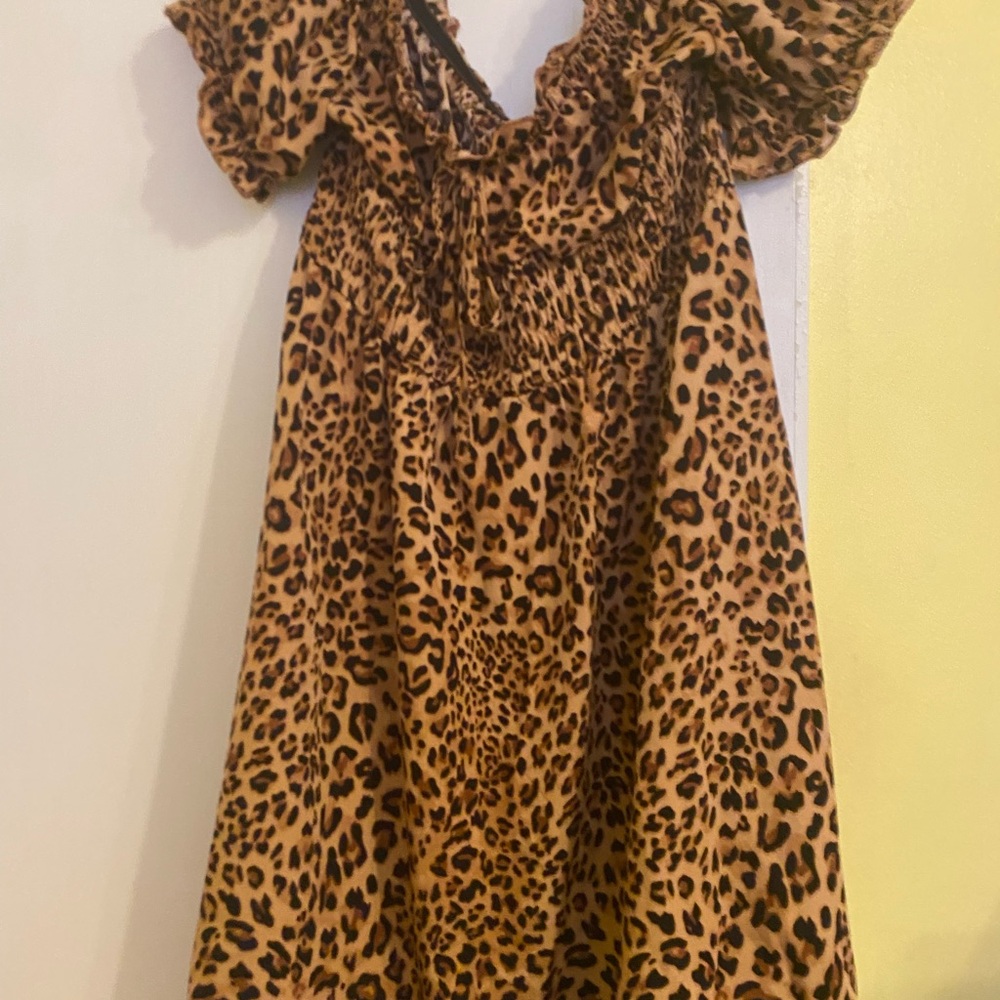 SHEIN Leopard Print Midi Dress